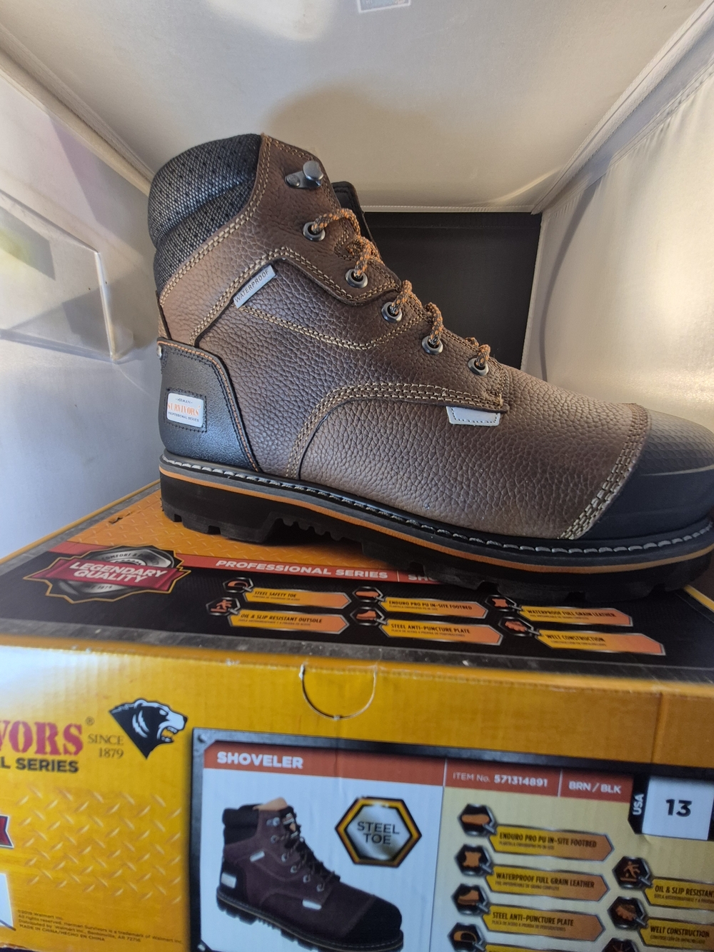 Shoveler Men’s Brown Steel-Toe Work Boot